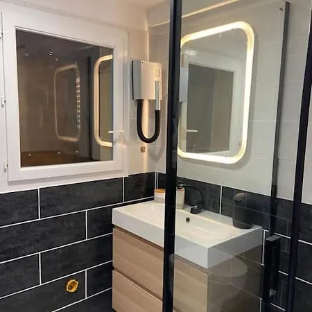 Apartmán Petit Paradis, Calme Et Modernite. *